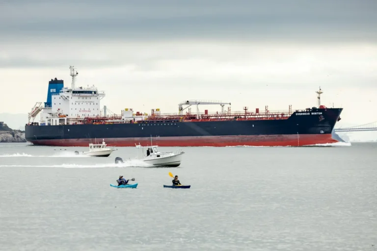 Sea Kayaking Queensland's Remote Reef Islands